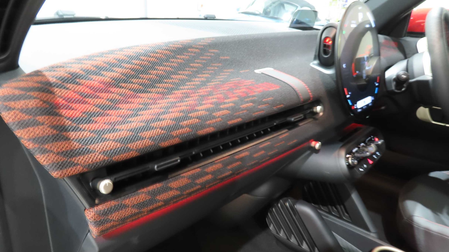 Used MINI Cooper 2025 for sale - 76789415: Photo 35