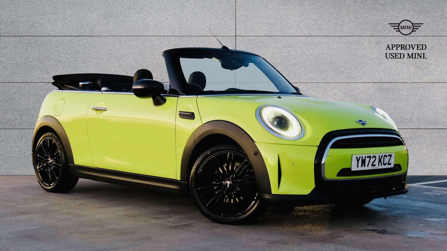 Used MINI Convertible 2022 for sale - 76842927: Photo 1