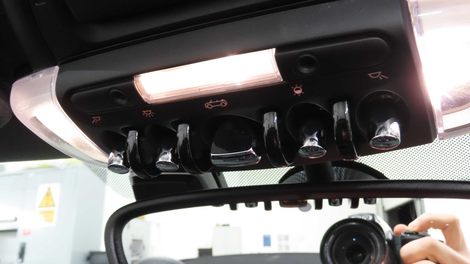 Used MINI Convertible 2022 for sale - 76842927: Photo 22