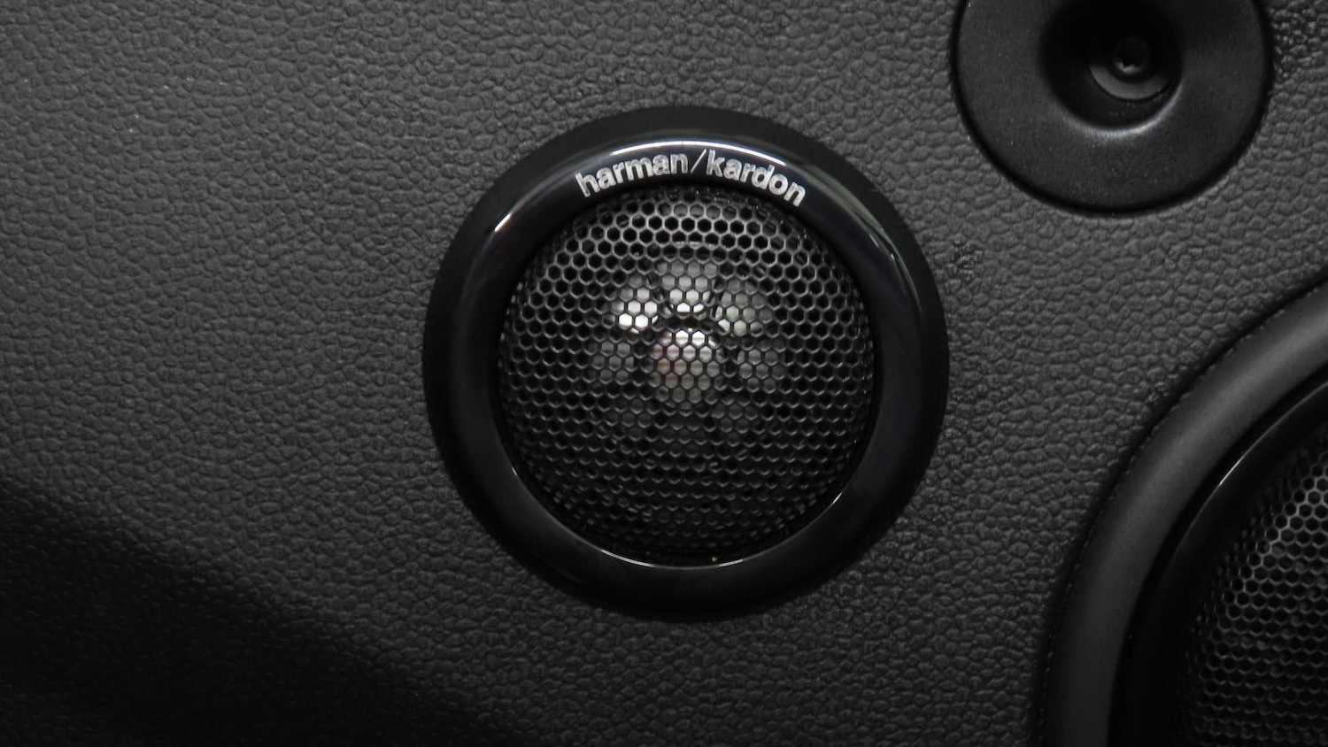 Used MINI Convertible 2022 for sale - 76842927: Photo 26