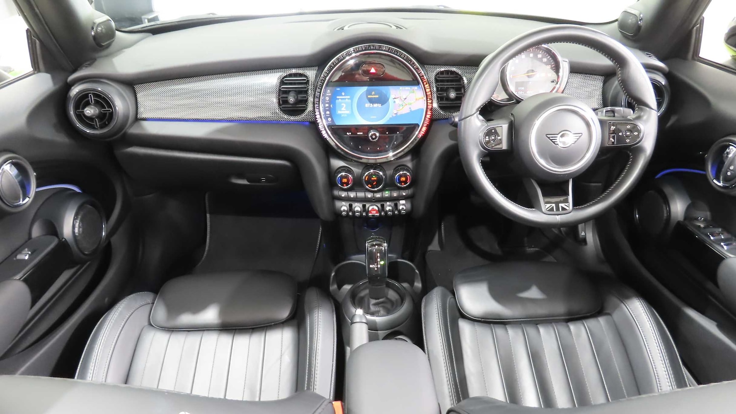 Used MINI Convertible 2022 for sale - 76842927: Photo 4
