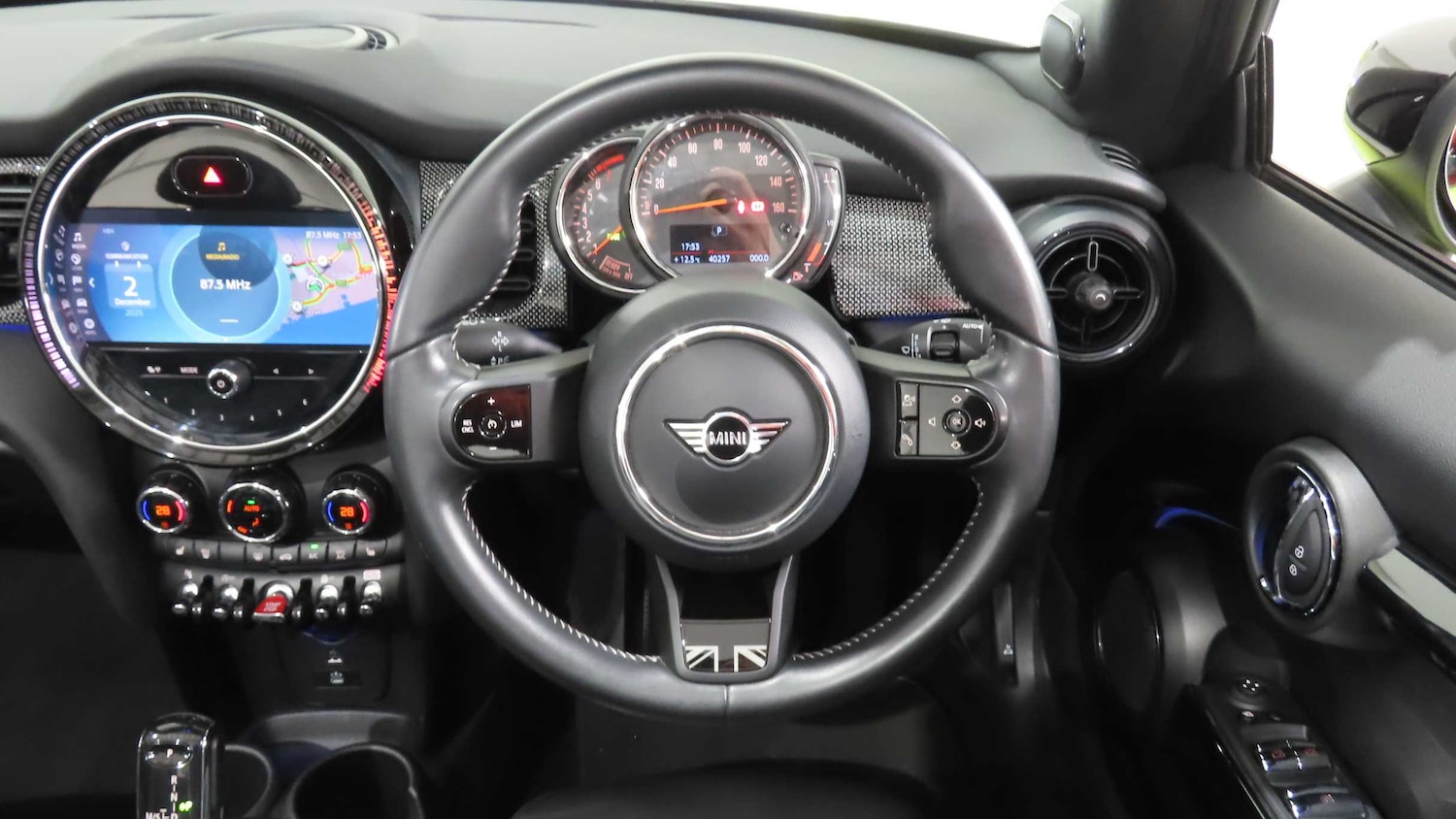 Used MINI Convertible 2022 for sale - 76842927: Photo 5