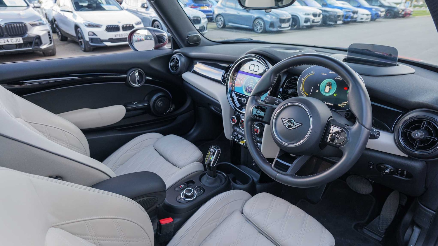 Used MINI Hatch 2023 for sale - 77943243: Photo 6