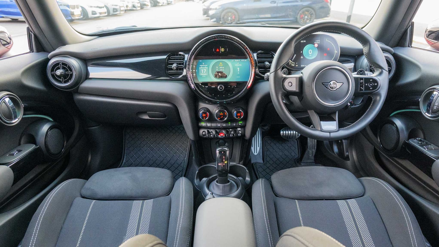 Used MINI Hatch 2023 for sale - 77601128: Photo 4