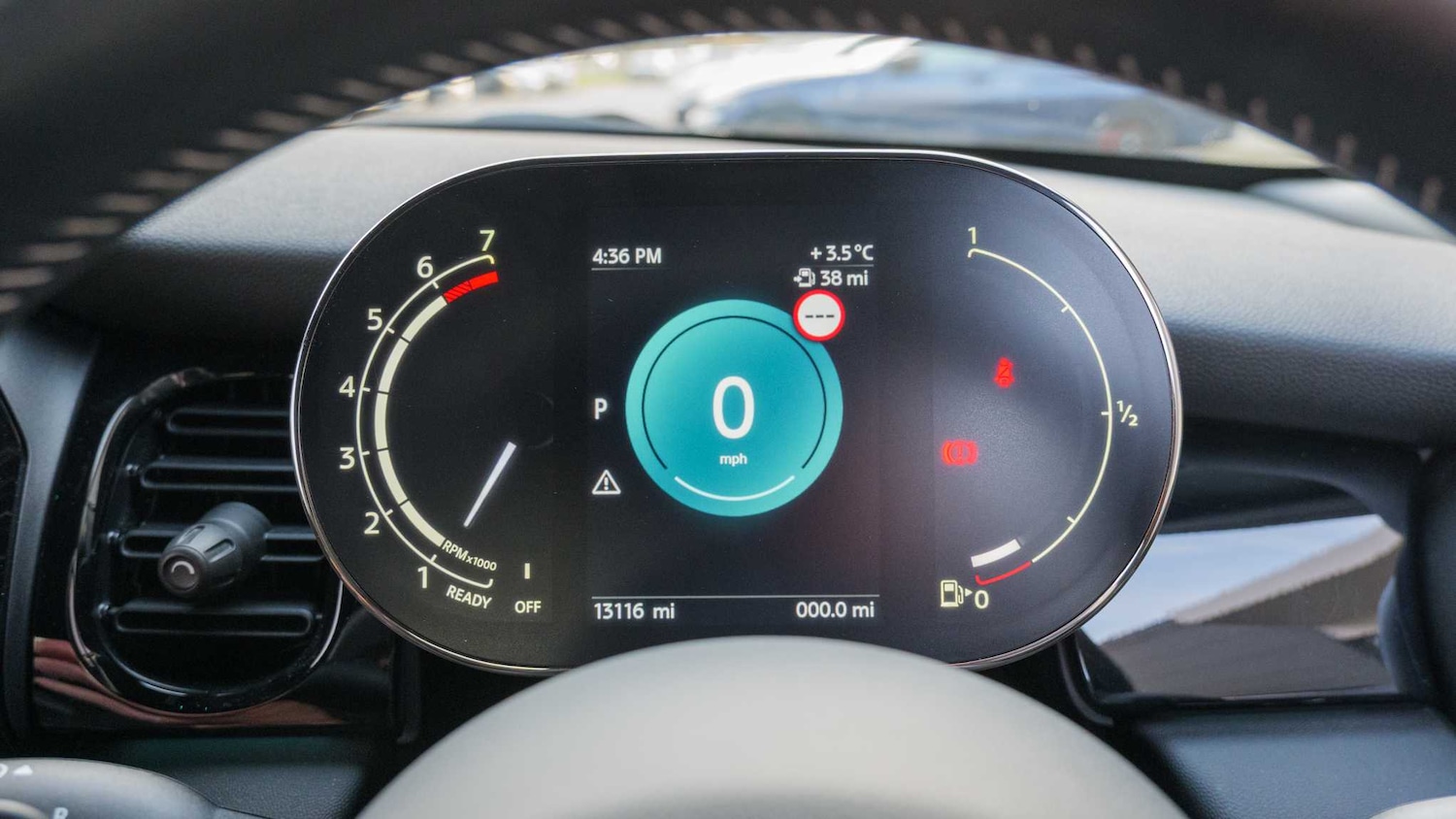 Used MINI Hatch 2023 for sale - 77601128: Photo 8