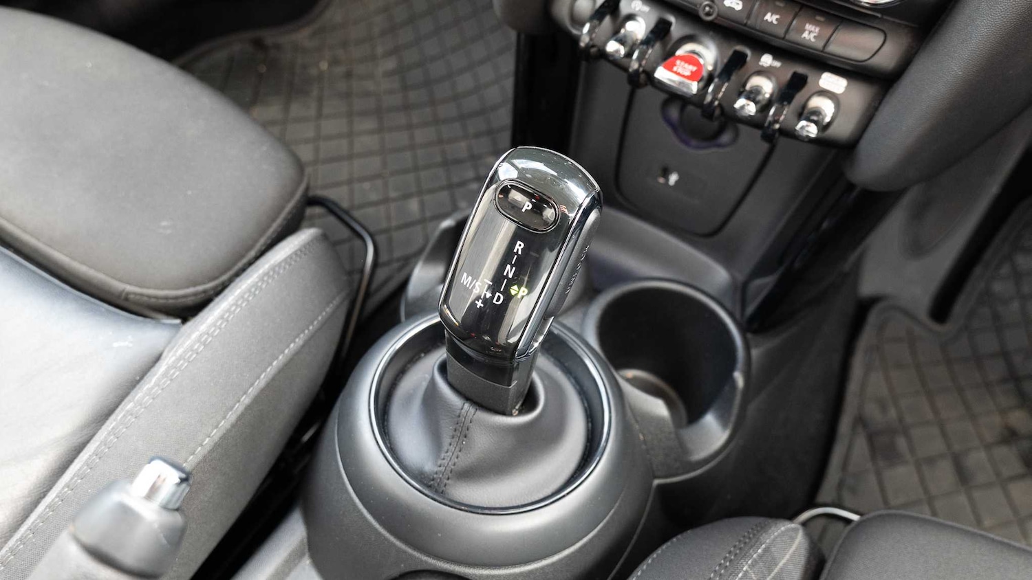 Used MINI Hatch 2018 for sale - 78118959: Photo 10