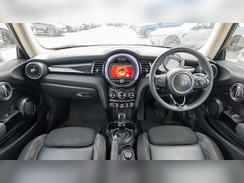 Used MINI Hatch 2018 for sale - 78118959: Photo