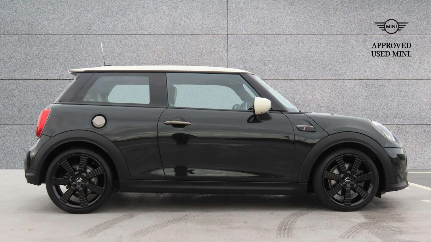 Used MINI Hatch 2023 for sale - 76460617: Photo 3