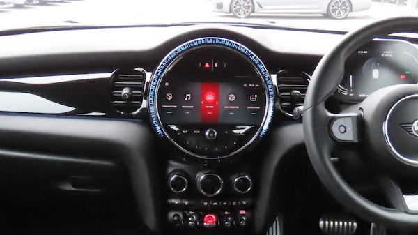 Used MINI Hatch 2023 for sale - 76298294: Photo 8
