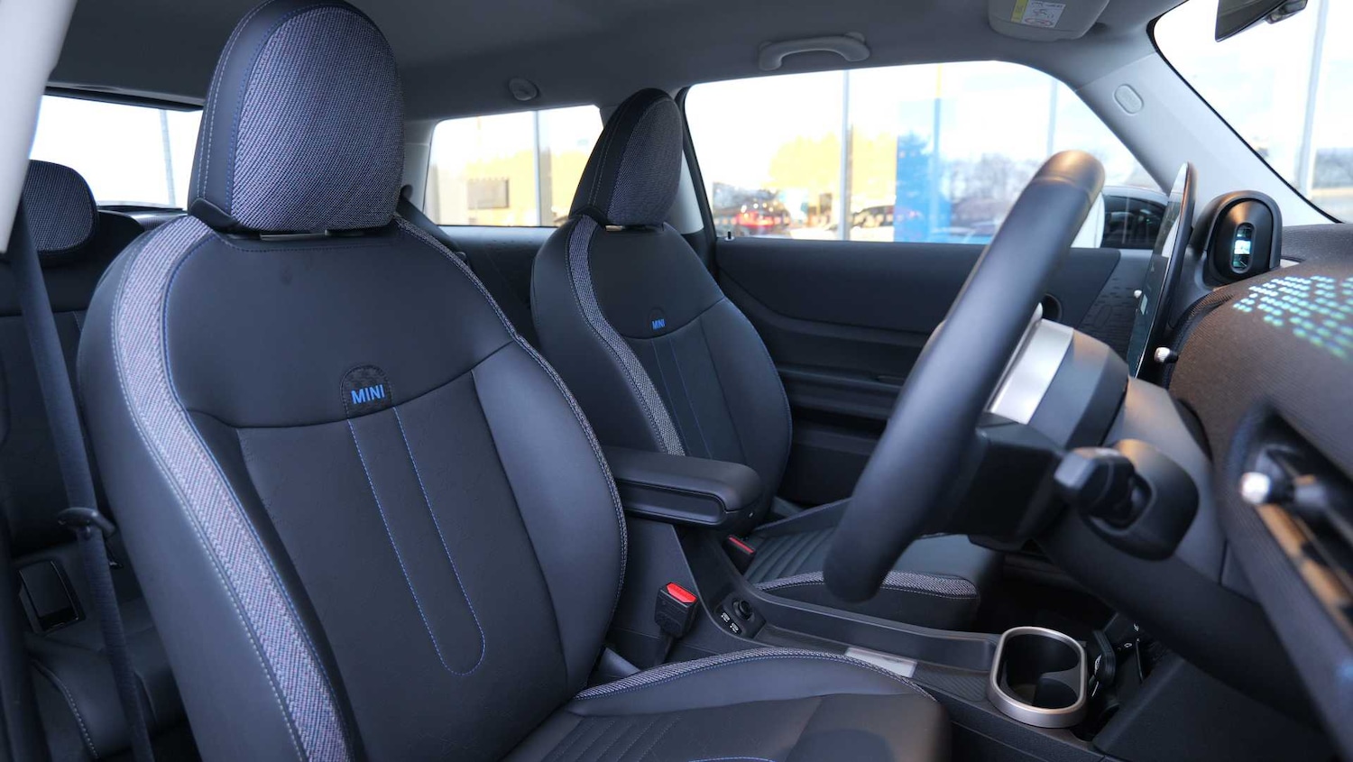 Used MINI Cooper 2024 for sale - 77686571: Photo 11