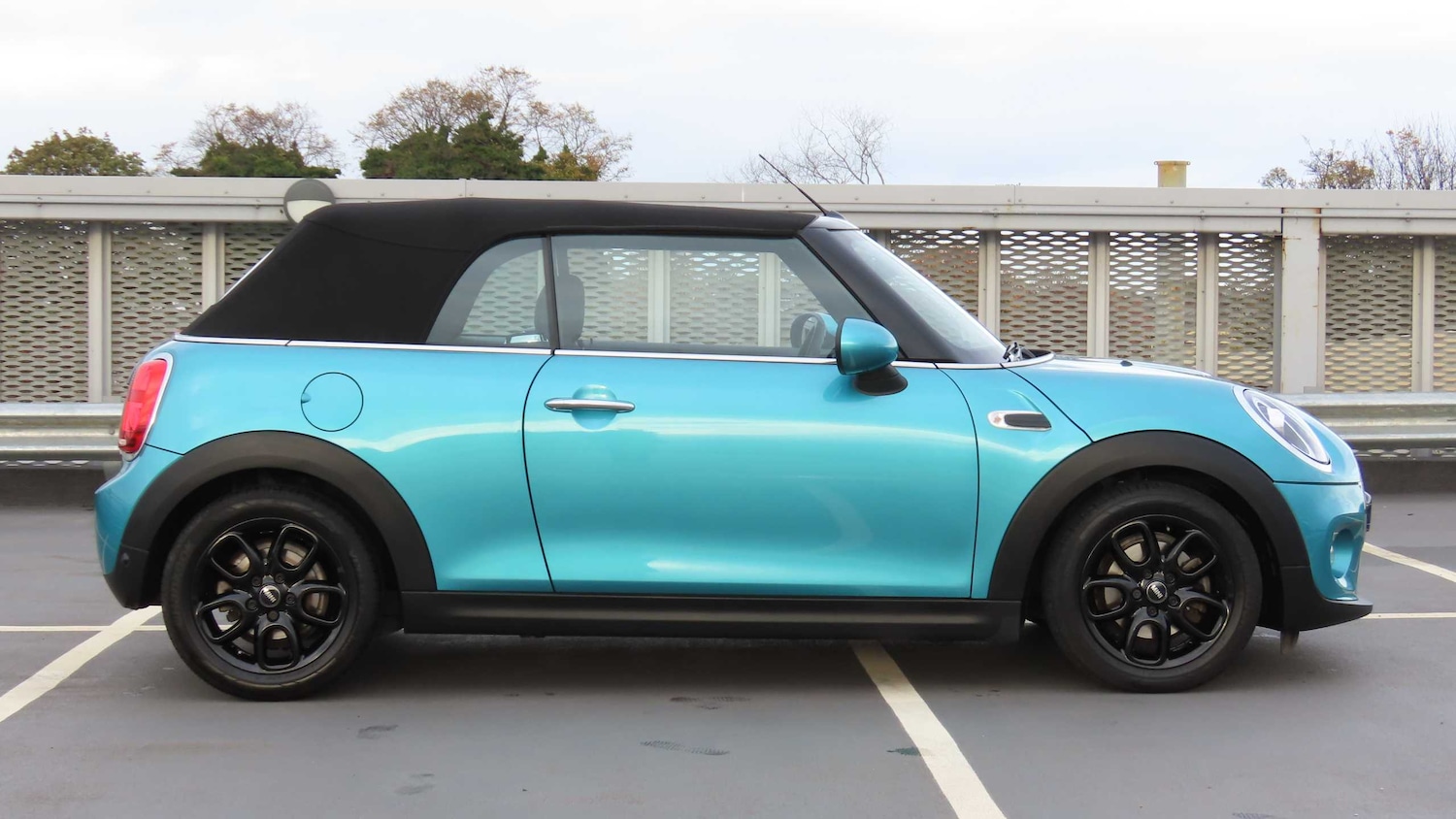 Used MINI Convertible 2018 for sale - 76460047: Photo 19