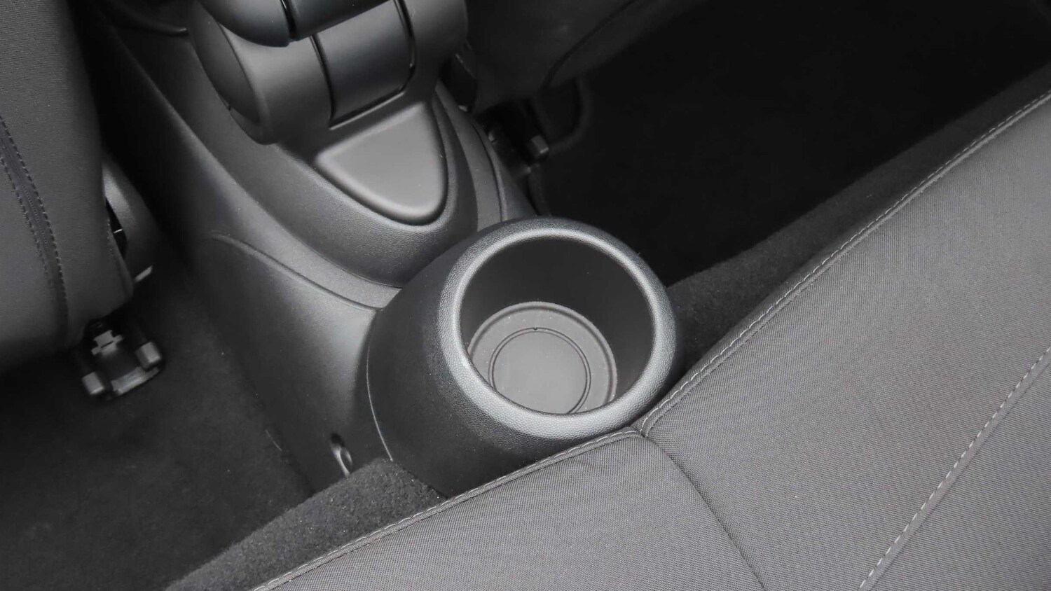 Used MINI Convertible 2018 for sale - 76460047: Photo 24