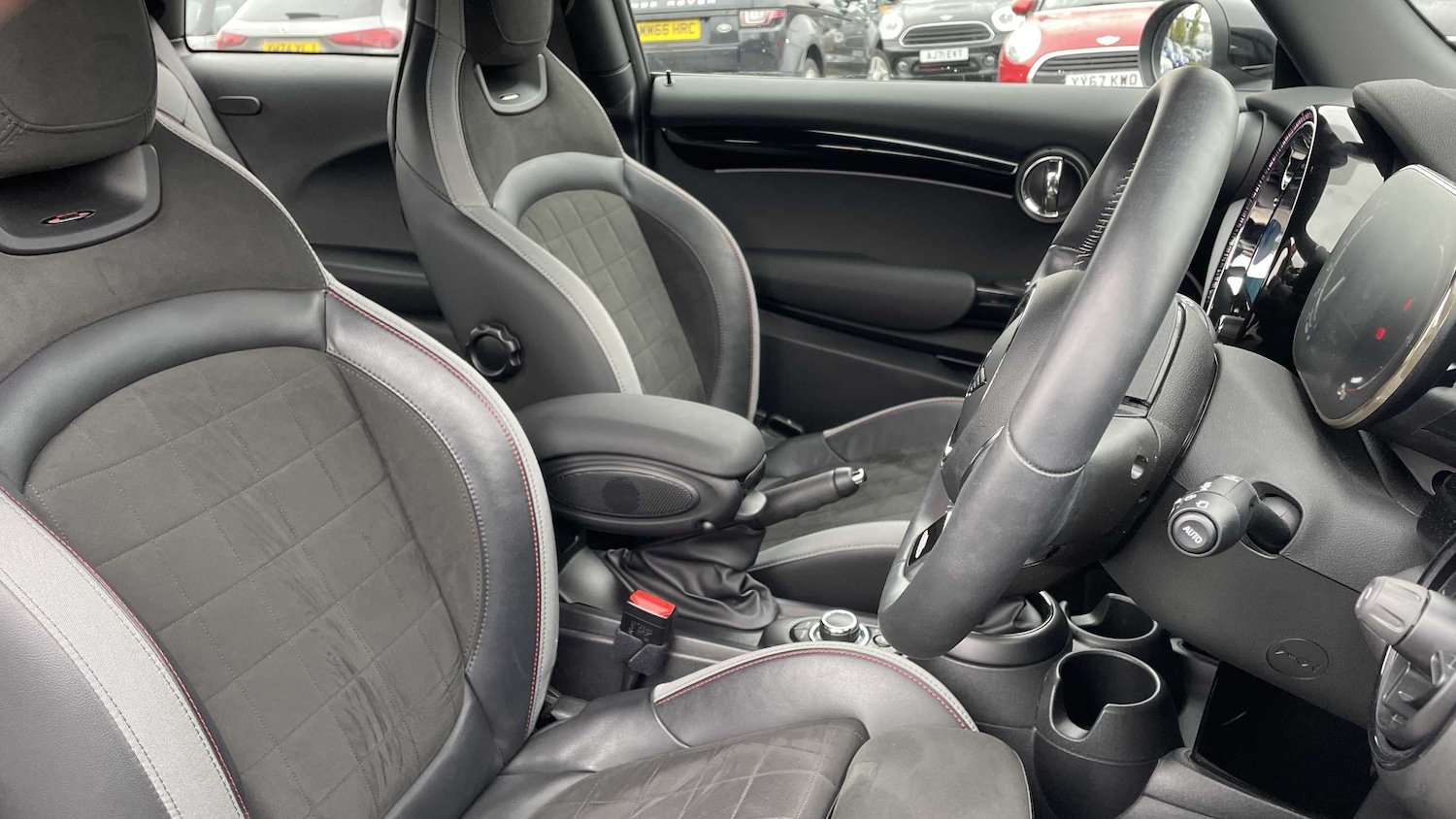 Used MINI Hatch 2022 for sale - 76378798: Photo 9