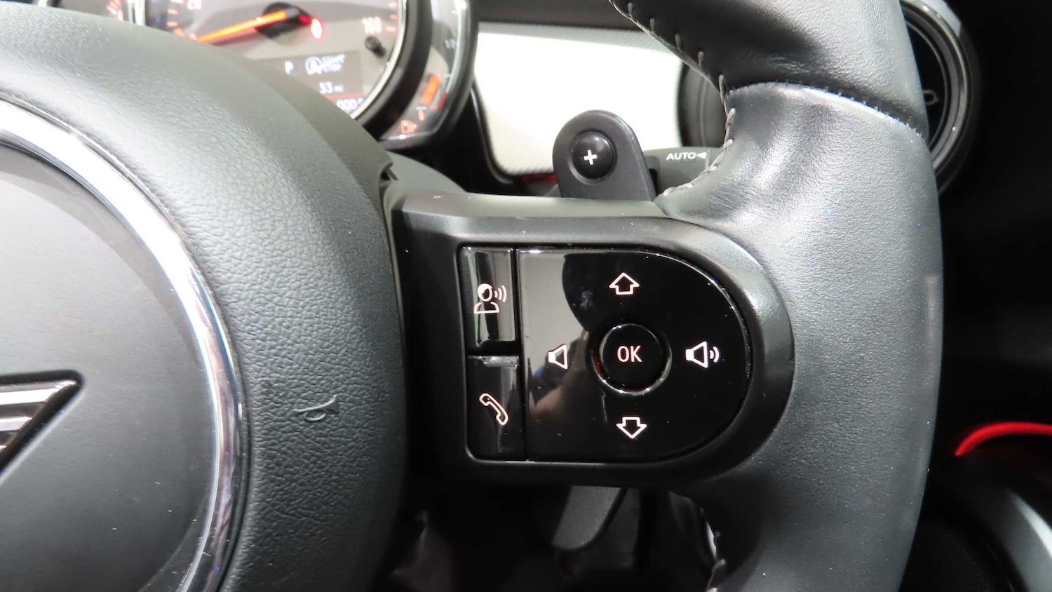 Used MINI Convertible 2022 for sale - 76648879: Photo 18