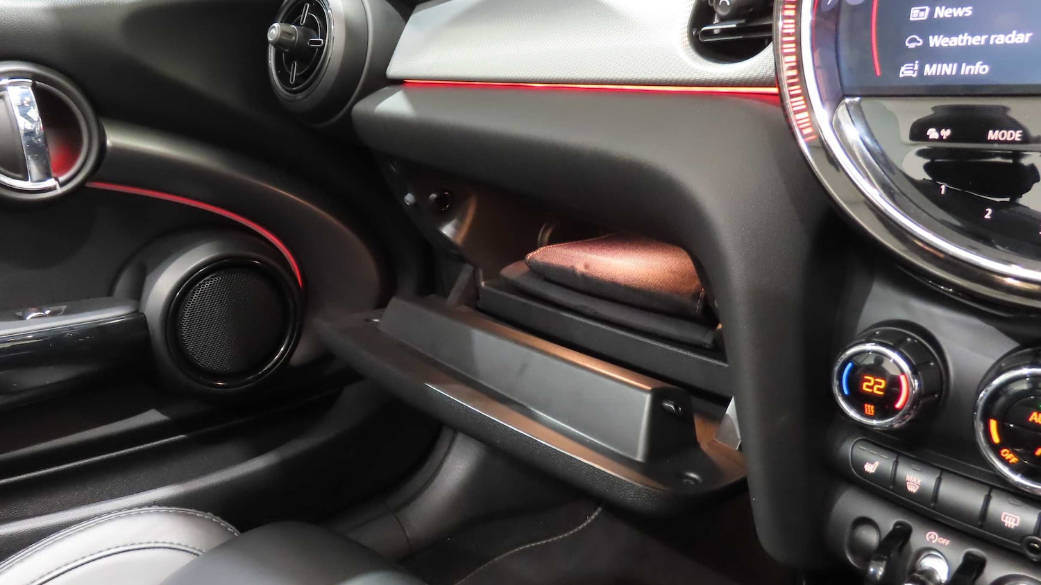 Used MINI Convertible 2022 for sale - 76648879: Photo 27