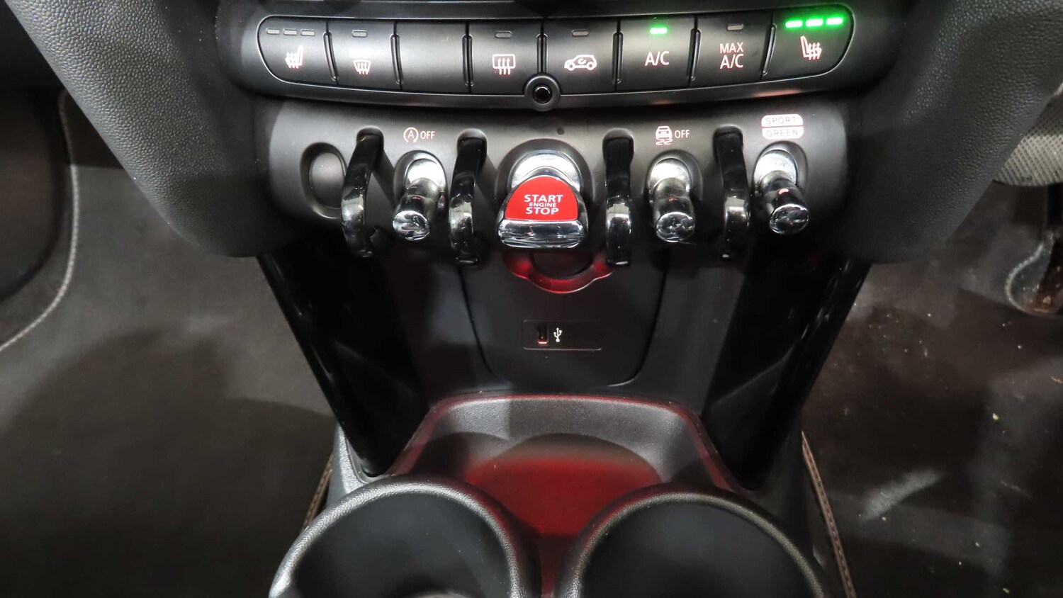 Used MINI Convertible 2022 for sale - 76648879: Photo 28