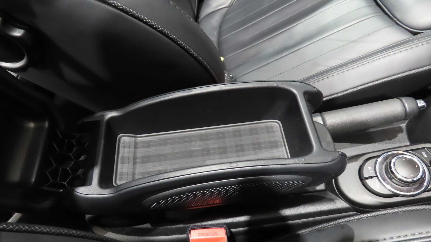 Used MINI Convertible 2022 for sale - 76648879: Photo 29