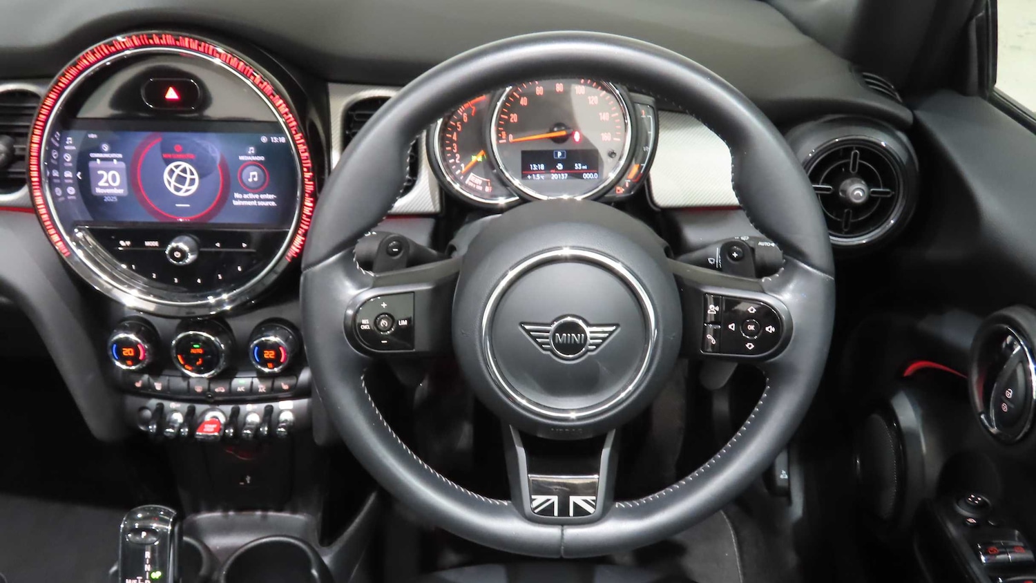 Used MINI Convertible 2022 for sale - 76648879: Photo 5