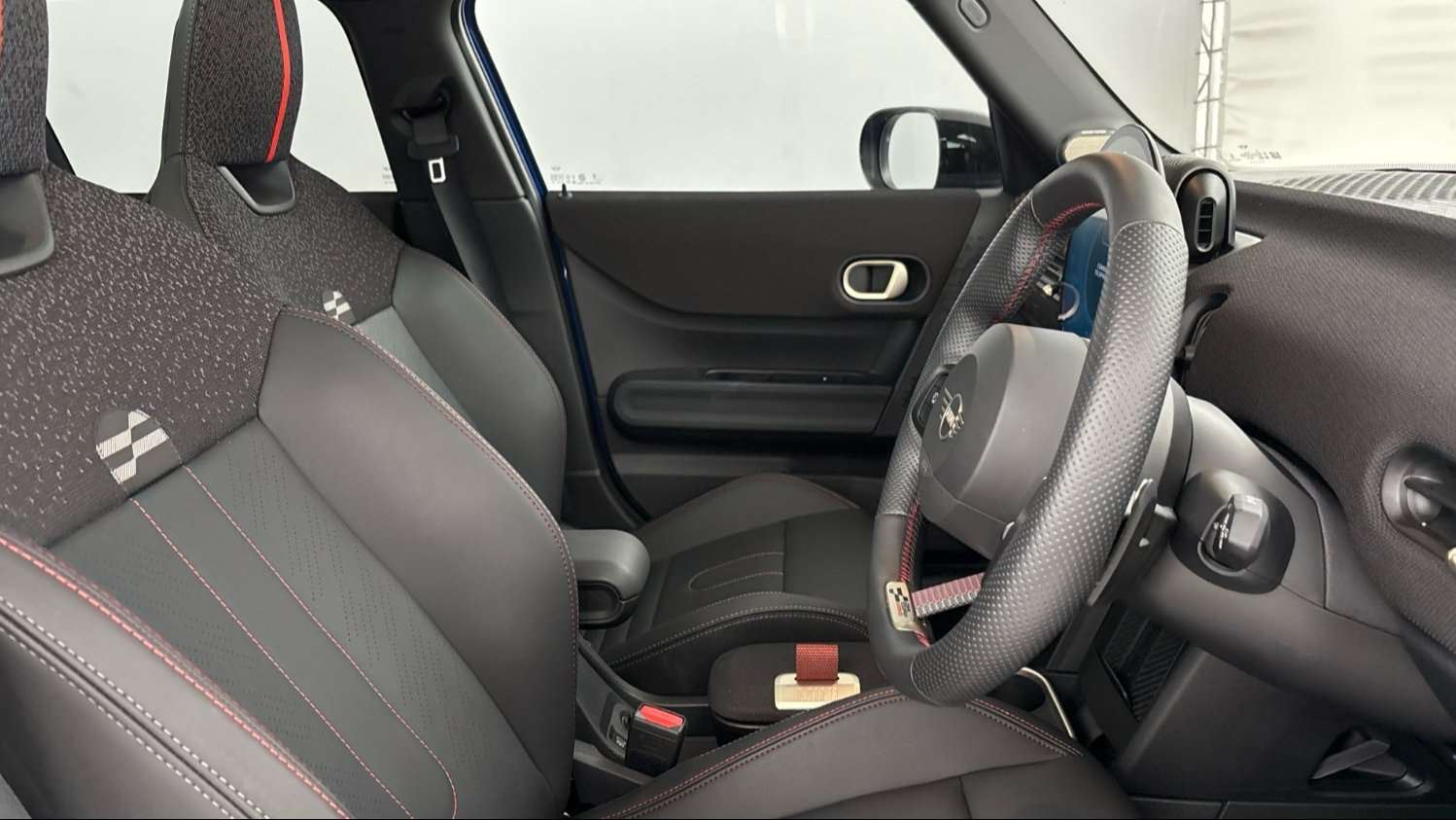 Used MINI Cooper 2025 for sale - 76329208: Photo 13