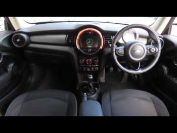Used MINI Hatch 2019 for sale - 75271017: Photo