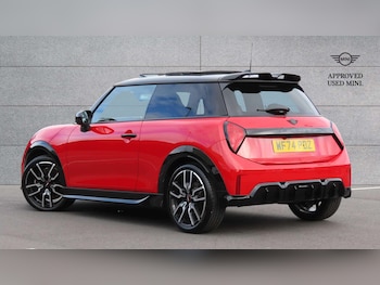 Used MINI Cooper 2024 for sale - 76004404: Photo