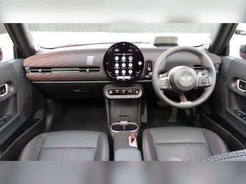 Used MINI Cooper 2024 for sale - 76004404: Photo