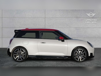 Used MINI Cooper 2024 for sale - 78845130: Photo