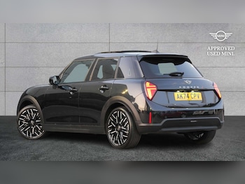 Used MINI Cooper 2024 for sale - 79227473: Photo