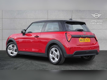 Used MINI Cooper 2025 for sale - 79040241: Photo
