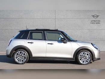 Used MINI Cooper 2025 for sale - 75480561: Photo