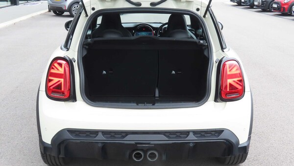 Used MINI Hatch 2021 for sale - 76298458: Photo 13
