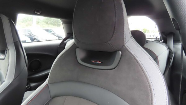 Used MINI Hatch 2021 for sale - 76298458: Photo 21