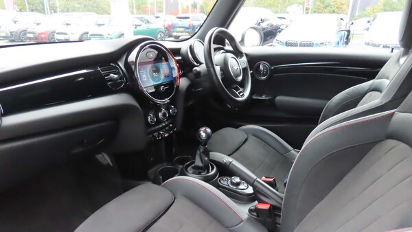 Used MINI Hatch 2021 for sale - 76298458: Photo 7