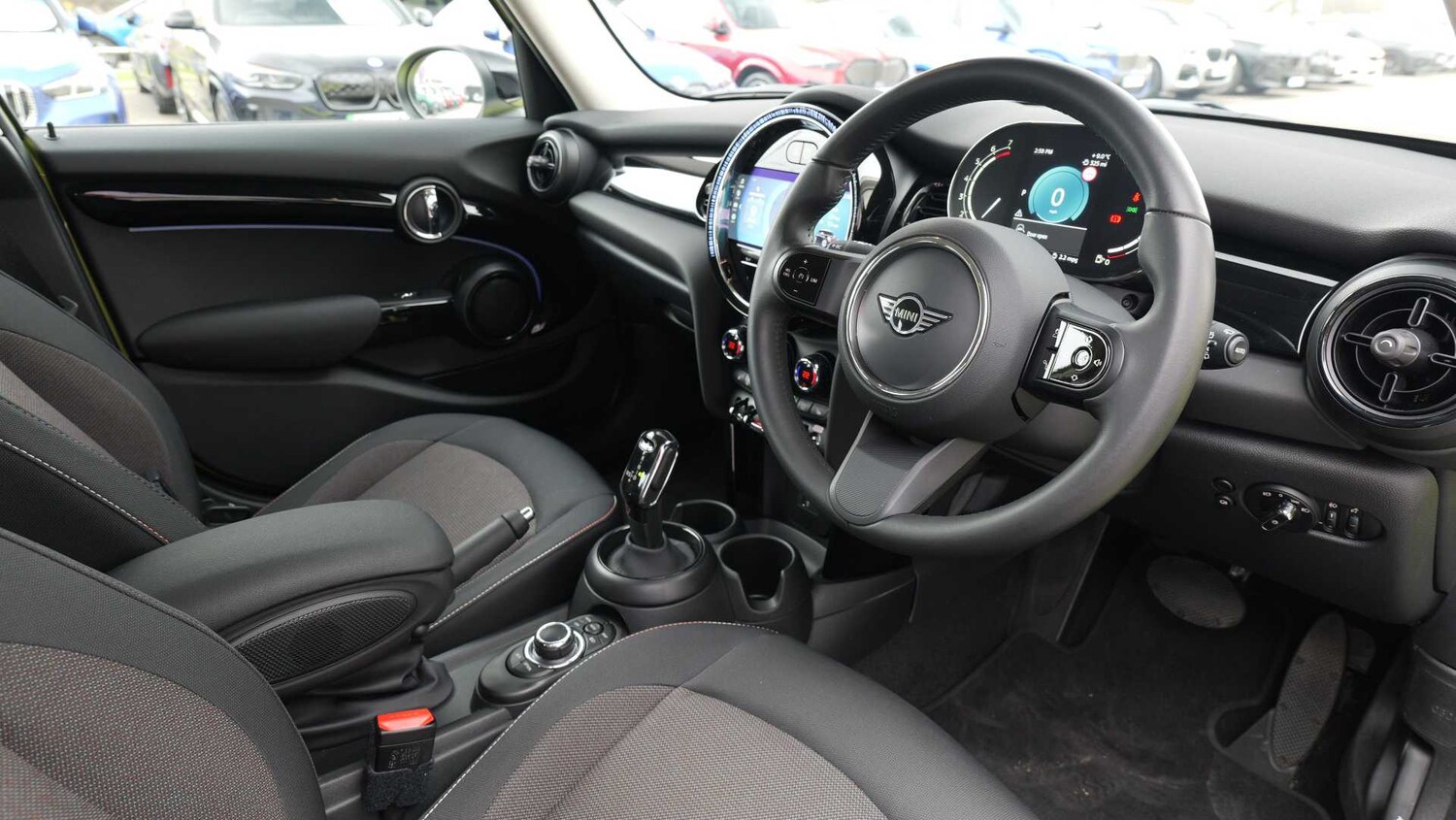 Used MINI Hatch 2023 for sale - 77810820: Photo 6