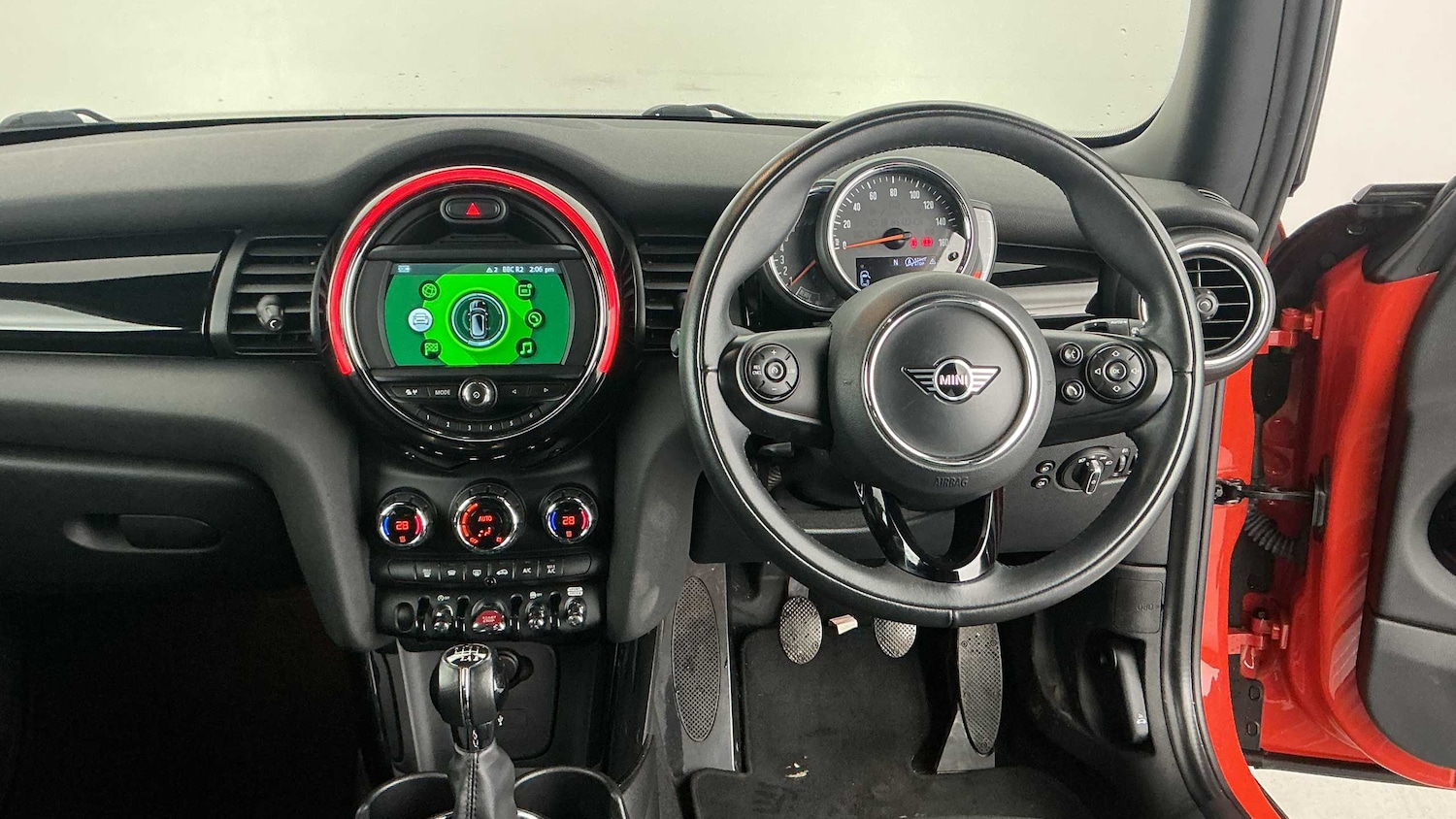 Used MINI Hatch 2018 for sale - 77913998: Photo 5