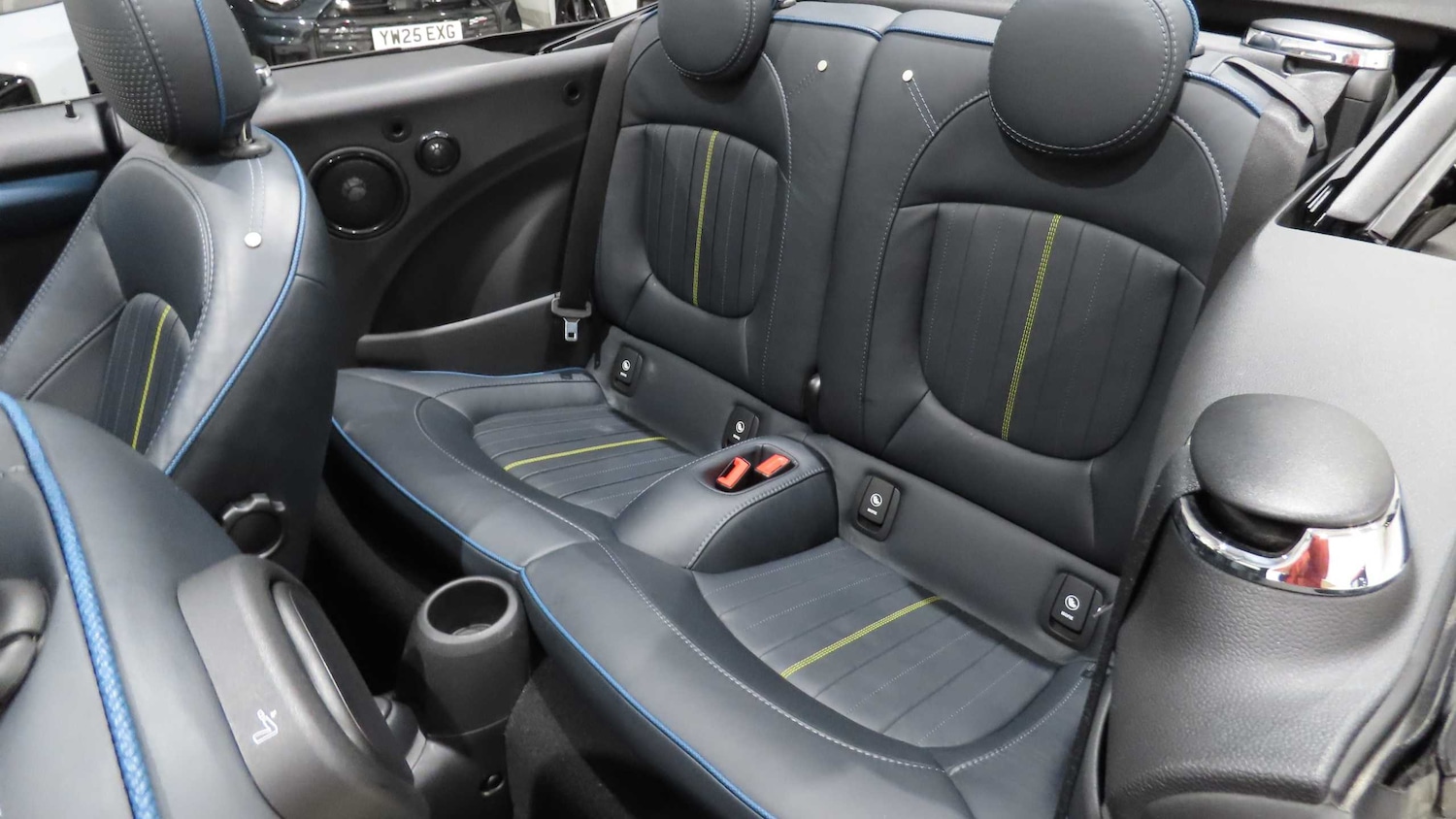 Used MINI Convertible 2020 for sale - 76789440: Photo 12