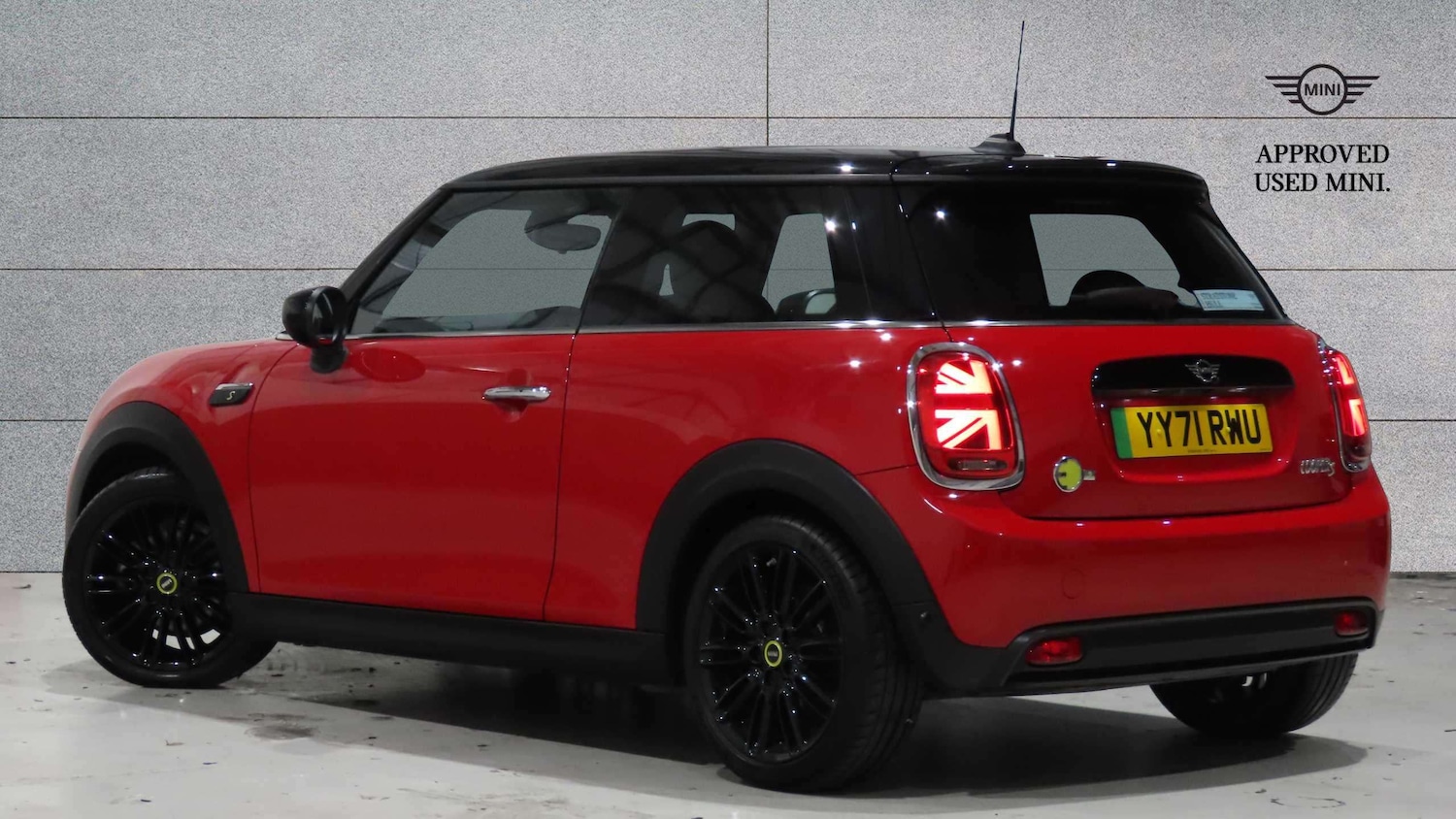 Used MINI Hatch 2021 for sale - 76929040: Photo 2