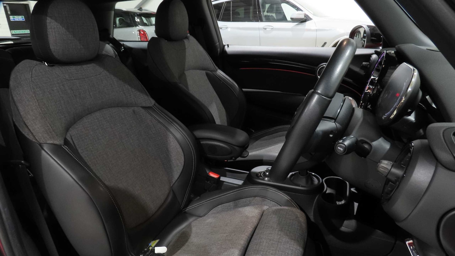 Used MINI Hatch 2021 for sale - 76929040: Photo 20