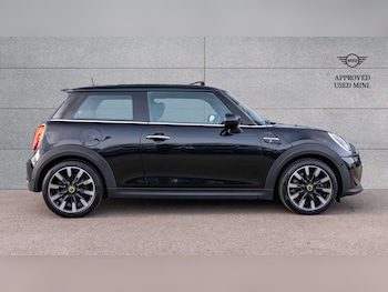 Used MINI Hatch 2023 for sale - 77601349: Photo