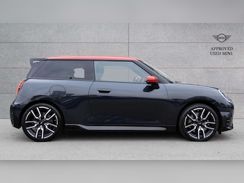 Used MINI Cooper 2024 for sale - 76310761: Photo 3