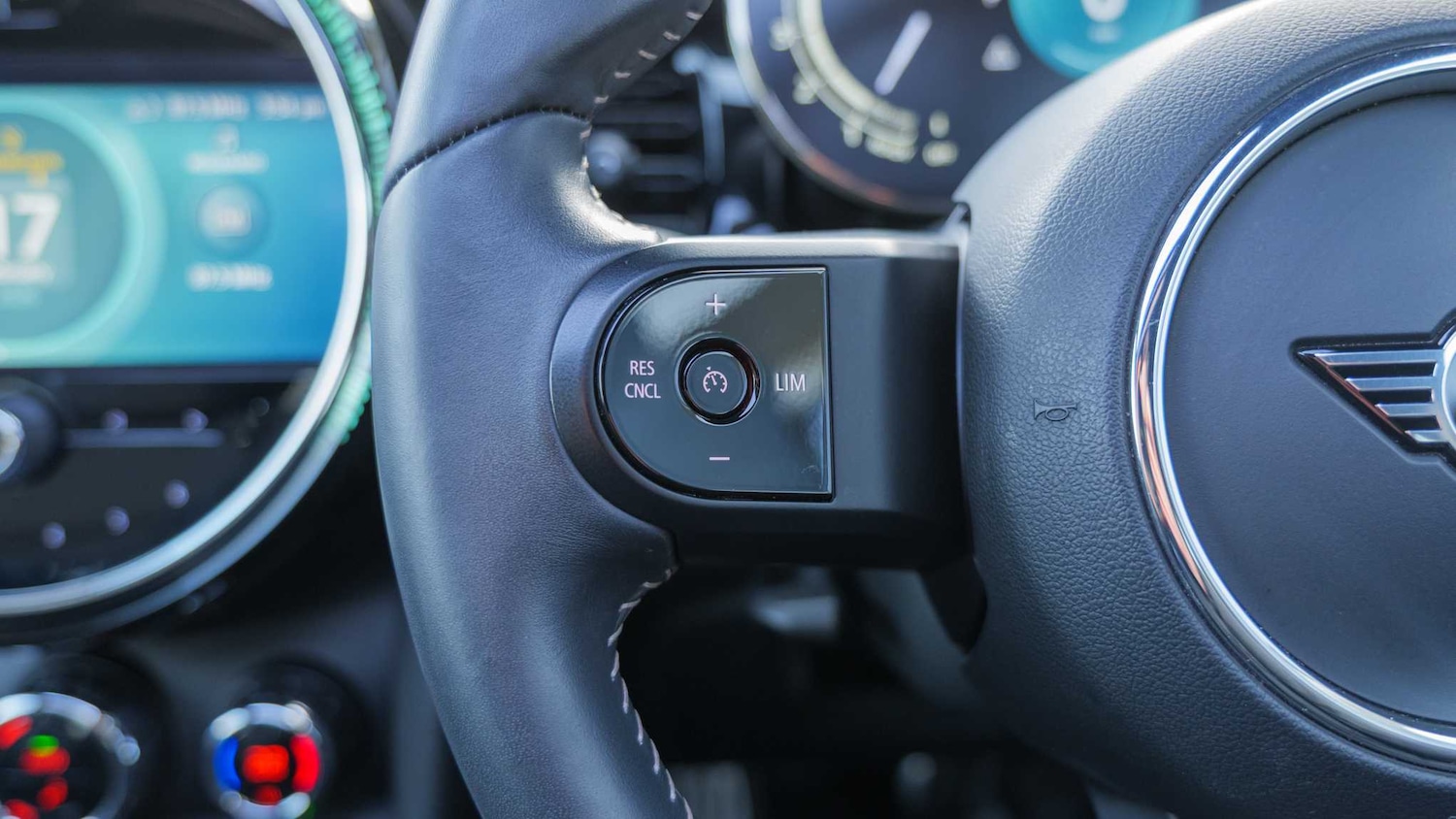 Used MINI Hatch 2023 for sale - 77601216: Photo 28