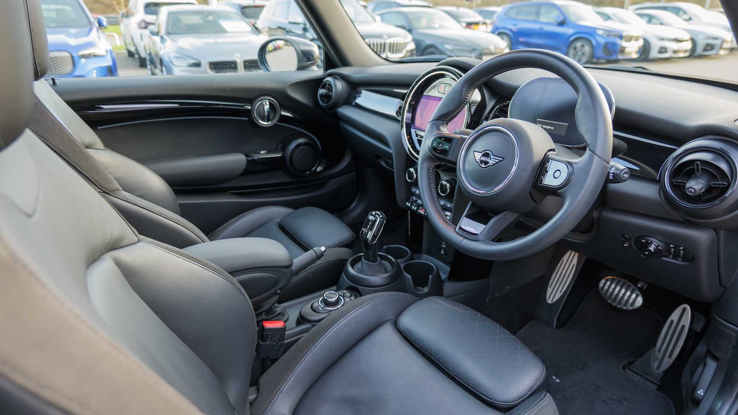 Used MINI Hatch 2023 for sale - 77601216: Photo 6