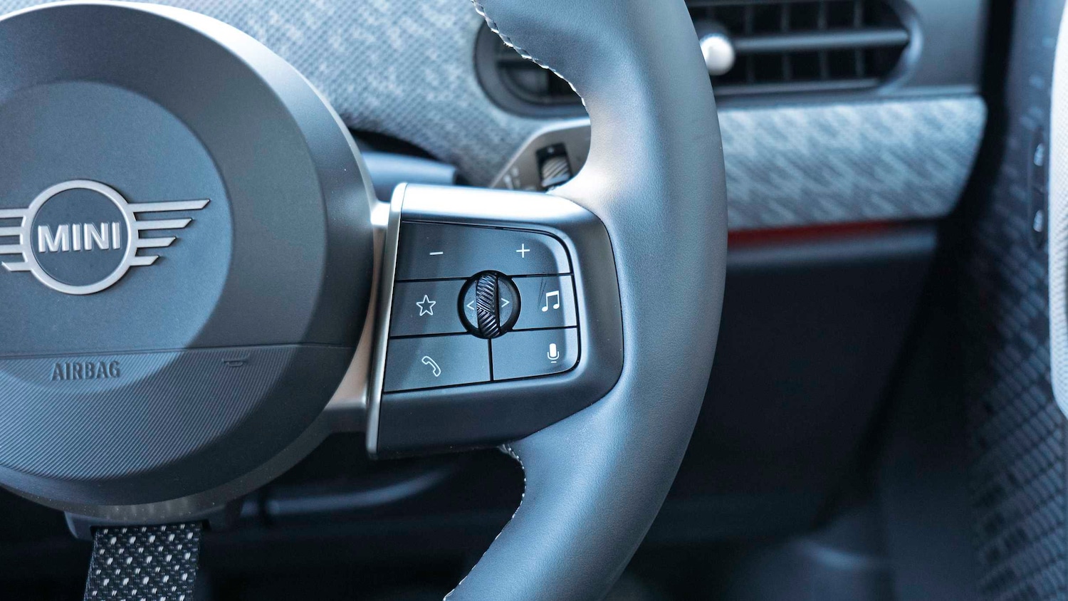 Used MINI Cooper 2024 for sale - 77099638: Photo 23