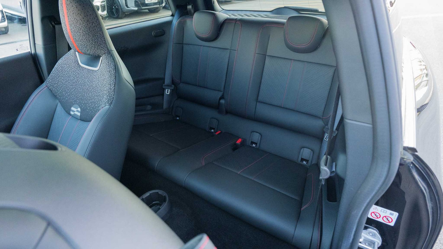 Used MINI Cooper 2024 for sale - 77943121: Photo 12