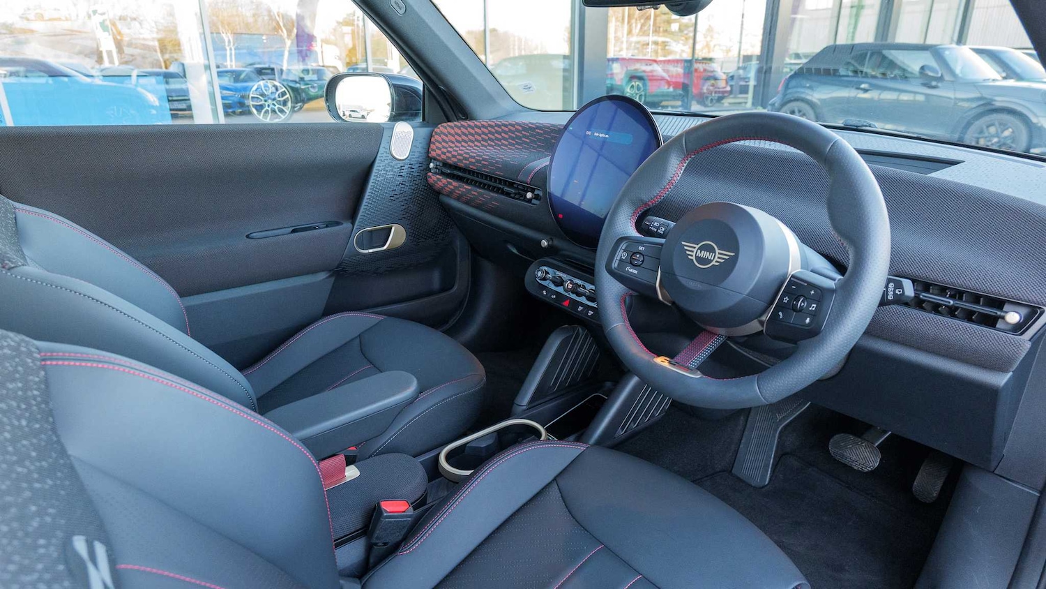 Used MINI Cooper 2024 for sale - 77943121: Photo 6