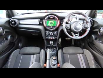 Used MINI Hatch 2019 for sale - 75218132: Photo