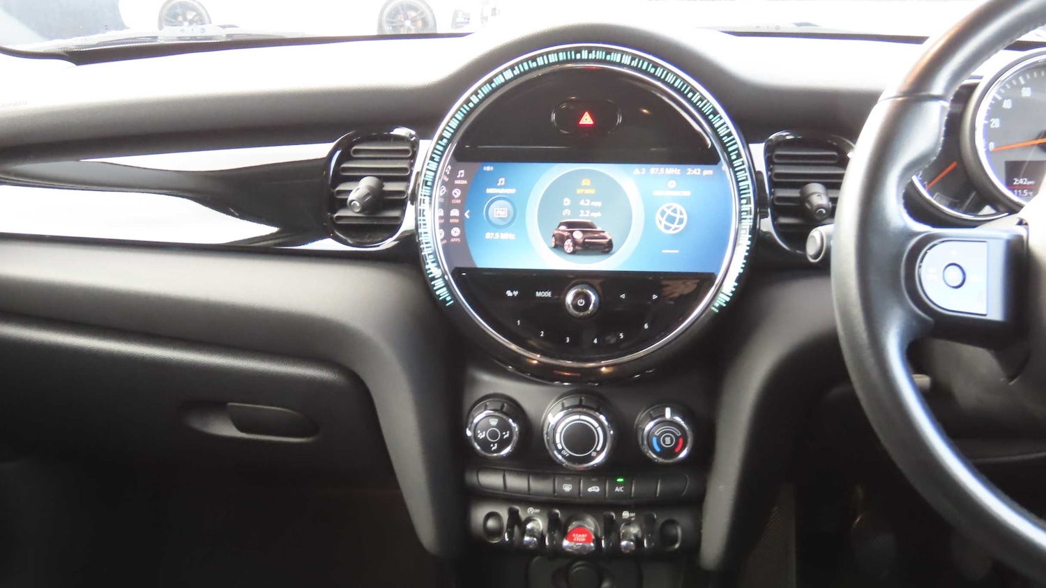 Used MINI Hatch 2022 for sale - 76373643: Photo 8