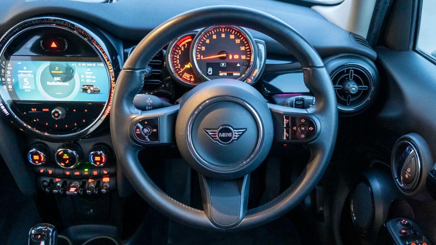 Used MINI Hatch 2022 for sale - 77787150: Photo 5