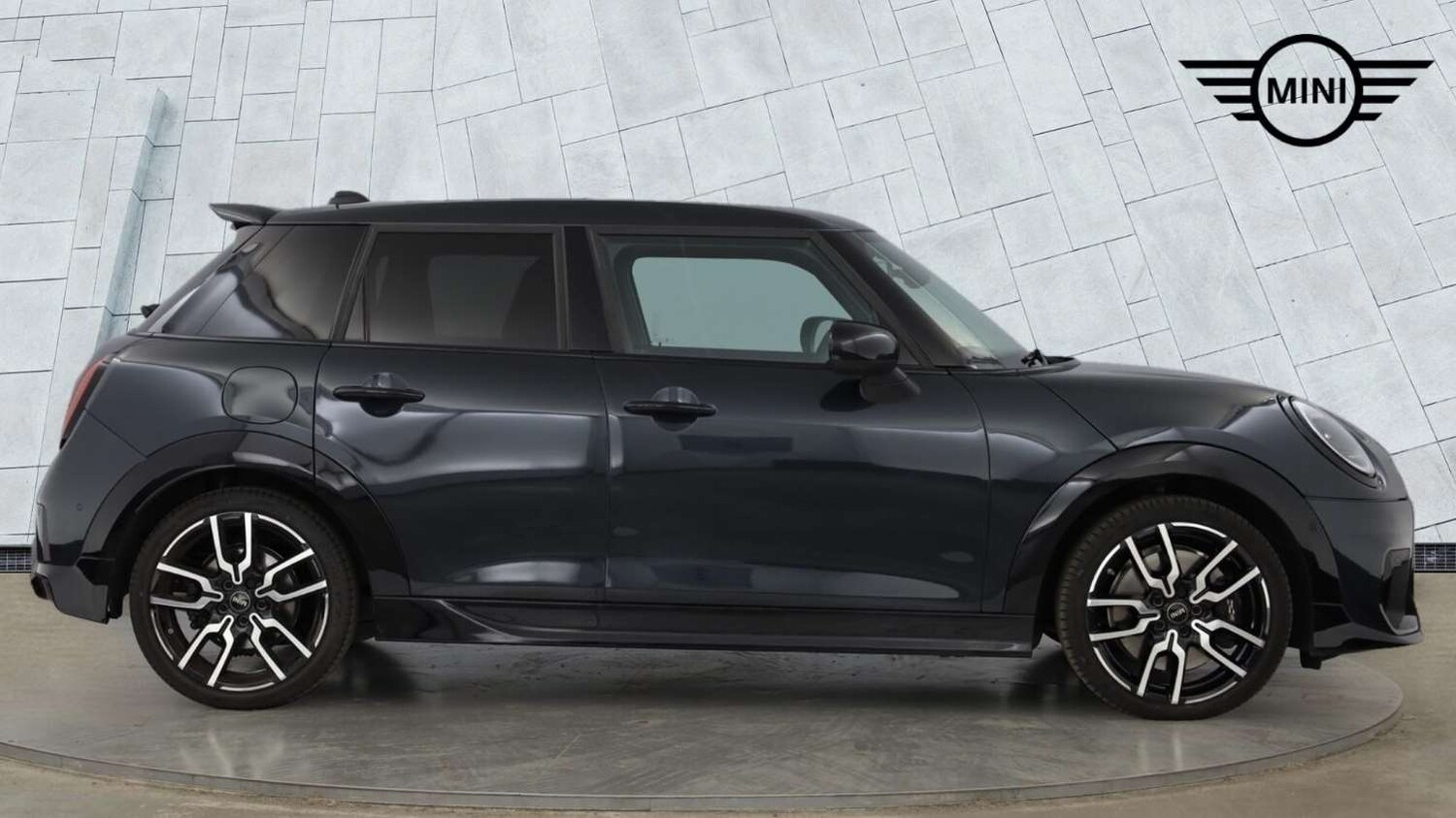 Used MINI Cooper 2025 for sale - 76329123: Photo 11