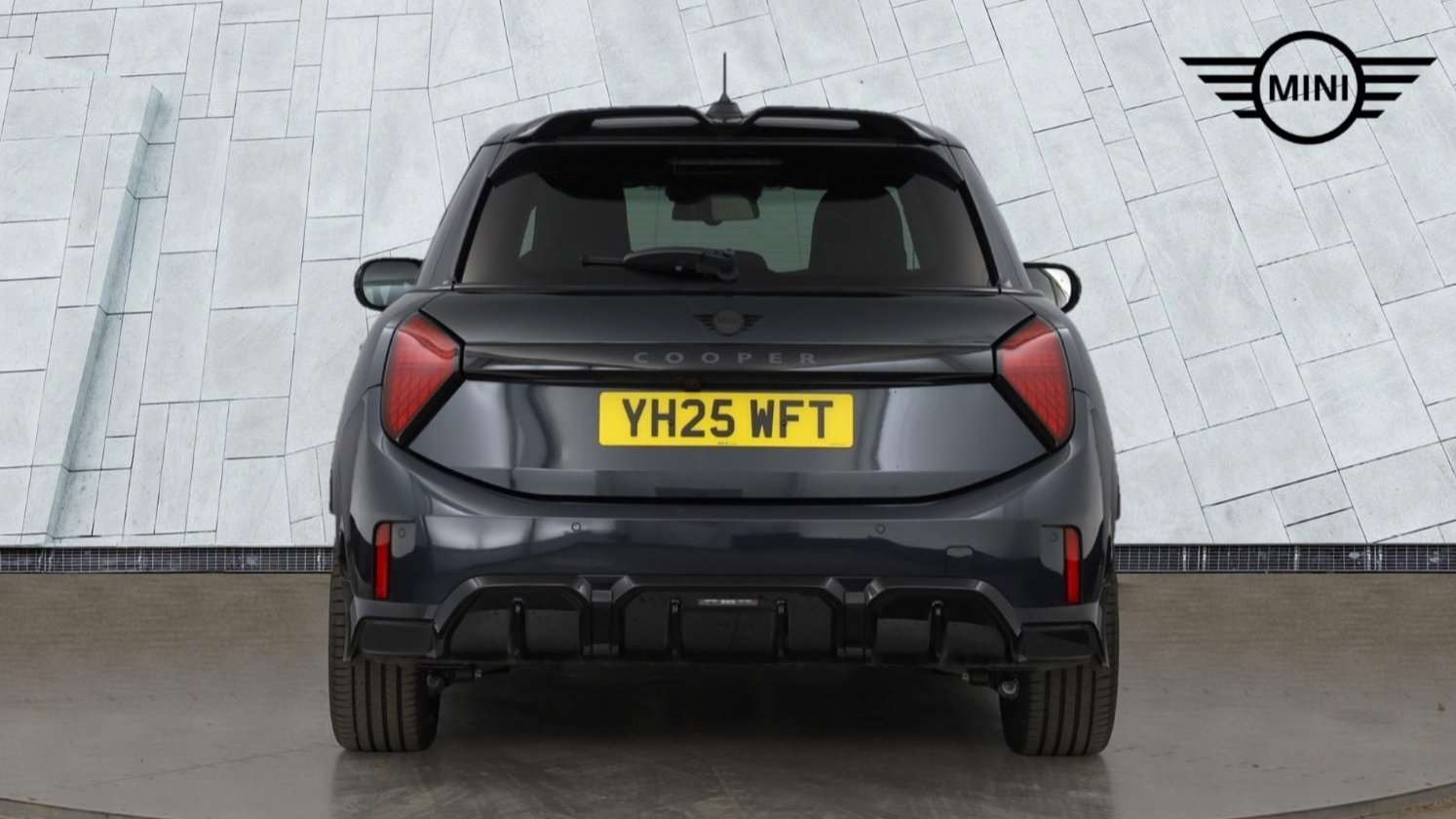 Used MINI Cooper 2025 for sale - 76329123: Photo 5